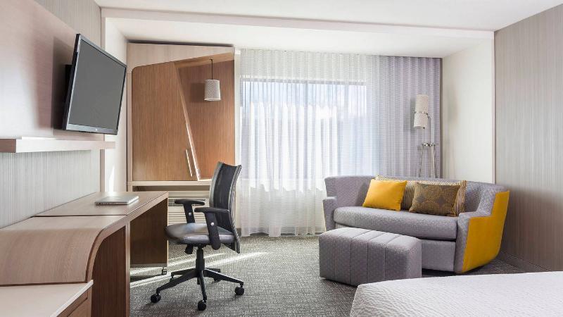 Courtyard By Marriott Rome Hotell Exteriör bild